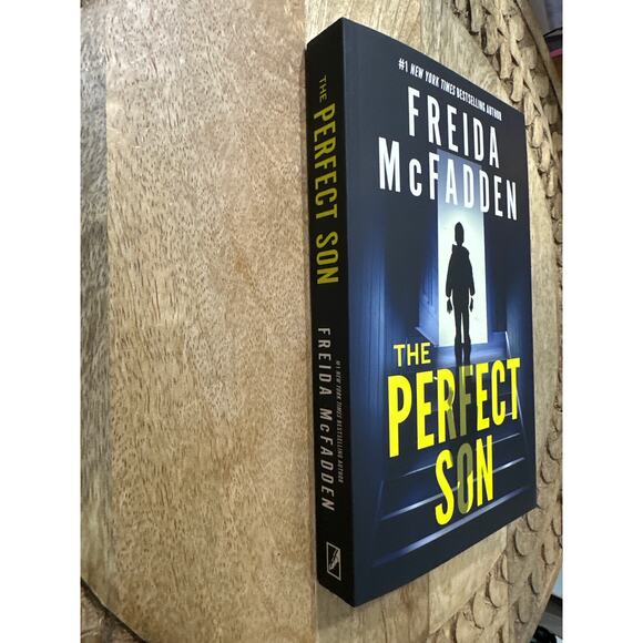The Perfect Son by Freida McFadden Paperback Book - Picture 3 of 7